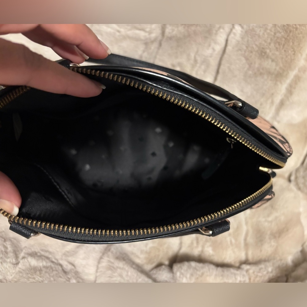 Kate Spade Black and Pink Gardinia Satchel in saffiano leather - Picture 3 of 5